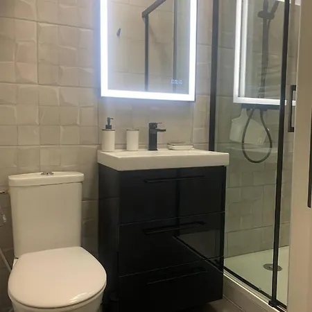 Le Chic - Centre - 2mn Gare Et Hyper Centre Apartman Niort